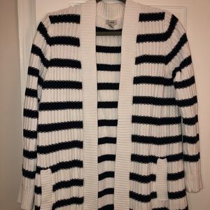 White and navy stripped cardigan